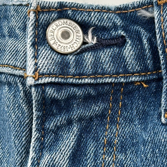 Abercrombie & Fitch The Mom Short High Rise 0/25 - Picture 3 of 7